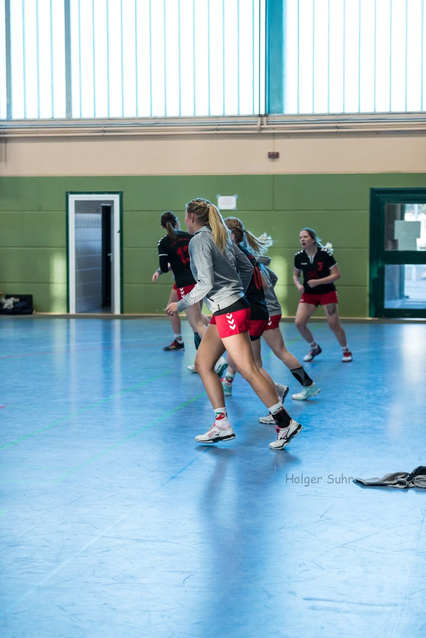 Bild 28 - Frauen HSG Kremperheide/Muensterdorf - HFF Munkbarup : Ergebnis: 28:27